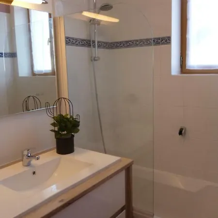 Appartement 4 Clarence App Avec Parking Hyper Centre *